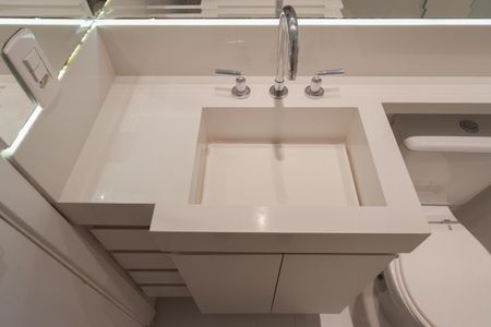 Apartamento à venda com 150m², 3 quartos e 2 vagas Apartamento à venda com 150m², 3 quartos e 2 vagasBanheiro da Suíte 3