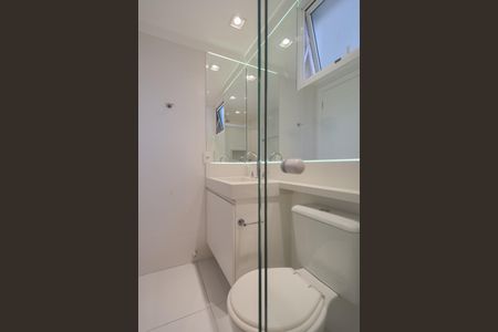 Apartamento à venda com 150m², 3 quartos e 2 vagas Apartamento à venda com 150m², 3 quartos e 2 vagasBanheiro da Suíte 2