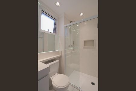 Apartamento à venda com 150m², 3 quartos e 2 vagas Apartamento à venda com 150m², 3 quartos e 2 vagasBanheiro da Suíte 2