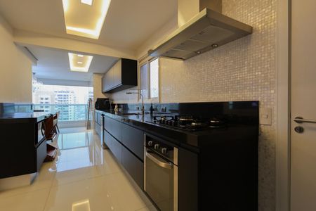 Apartamento à venda com 150m², 3 quartos e 2 vagas Apartamento à venda com 150m², 3 quartos e 2 vagasCozinha