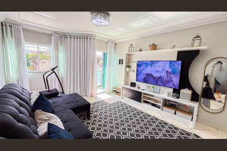 Casa para alugar com 120m², 3 quartos e 2 vagasSala