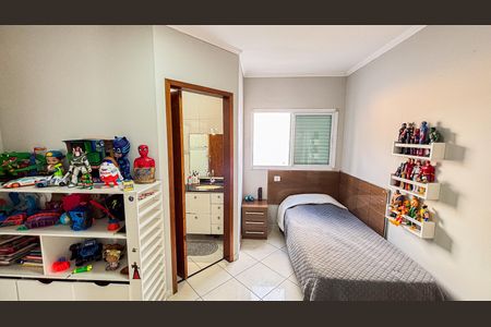 Casa para alugar com 120m², 3 quartos e 2 vagasSuite 2