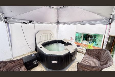 Casa para alugar com 120m², 3 quartos e 2 vagasQuintal