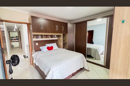 Casa para alugar com 120m², 3 quartos e 2 vagassuite 1