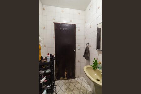 Casa para alugar com 250m², 4 quartos e 3 vagasBanheiro 2