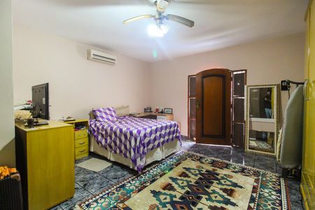 Casa para alugar com 250m², 4 quartos e 3 vagasQuarto 1