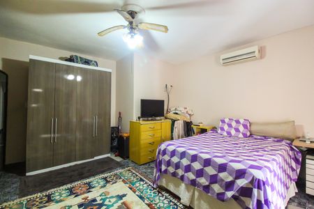 Casa para alugar com 250m², 4 quartos e 3 vagasQuarto 1