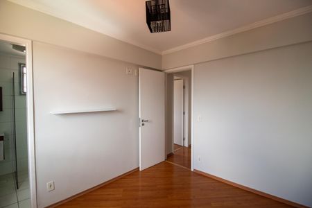 Apartamento à venda com 67m², 3 quartos e 1 vagaQuarto 2