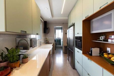 Apartamento à venda com 155m², 3 quartos e 3 vagasFoto 01