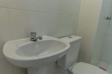 Apartamento para alugar com 63m², 2 quartos e 1 vaga Apartamento para alugar com 63m², 2 quartos e 1 vagaBanheiro