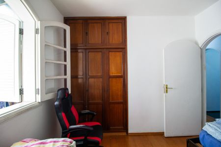 Casa para alugar com 240m², 4 quartos e 3 vagasQuarto