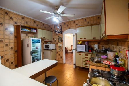 Casa para alugar com 240m², 4 quartos e 3 vagasCozinha