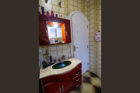 Casa para alugar com 240m², 4 quartos e 3 vagasBanheiro