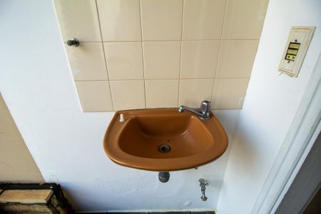 Casa para alugar com 240m², 4 quartos e 3 vagasBanheiro de serviço