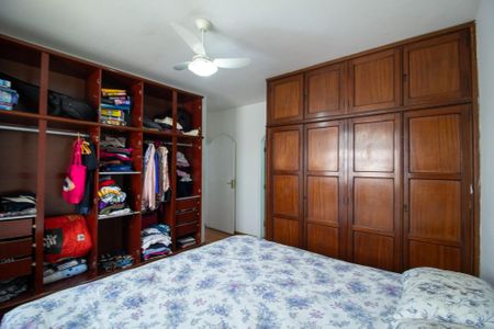 Casa para alugar com 240m², 4 quartos e 3 vagasSuíte