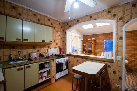 Casa para alugar com 240m², 4 quartos e 3 vagasCozinha