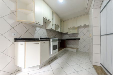 Casa para alugar com 300m², 5 quartos e 3 vagas Casa para alugar com 300m², 5 quartos e 3 vagasCozinha - casa 2