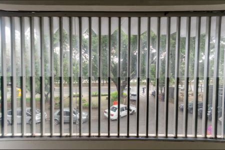 Casa para alugar com 300m², 5 quartos e 3 vagas Casa para alugar com 300m², 5 quartos e 3 vagasVaranda da suíte - casa 1