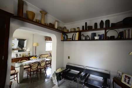 Apartamento para alugar com 198m², 3 quartos e 2 vagasSala