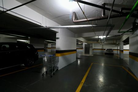 Apartamento para alugar com 180m², 4 quartos e 2 vagasGaragem