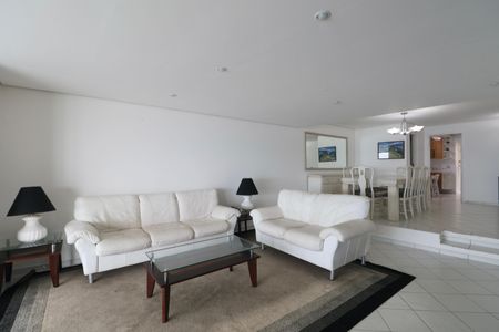 Apartamento para alugar com 180m², 4 quartos e 2 vagasSala