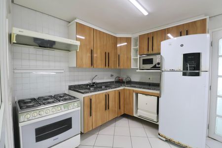 Apartamento para alugar com 180m², 4 quartos e 2 vagasCozinha