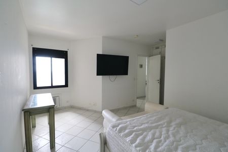Apartamento para alugar com 180m², 4 quartos e 2 vagasQuarto Suíte 2