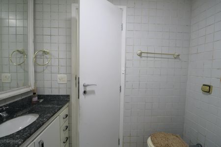 Apartamento para alugar com 180m², 4 quartos e 2 vagasBanheiro Suíte 3