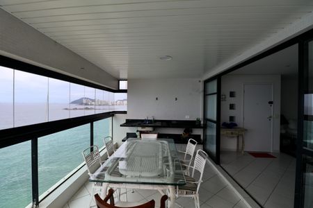 Apartamento para alugar com 180m², 4 quartos e 2 vagasVaranda