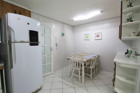 Apartamento para alugar com 180m², 4 quartos e 2 vagasCozinha