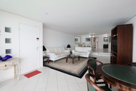 Apartamento para alugar com 180m², 4 quartos e 2 vagasSala