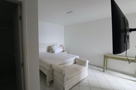 Apartamento para alugar com 180m², 4 quartos e 2 vagasQuarto Suíte 2
