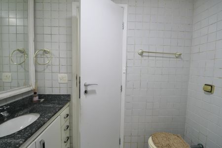 Apartamento para alugar com 180m², 4 quartos e 2 vagasBanheiro Suíte 3
