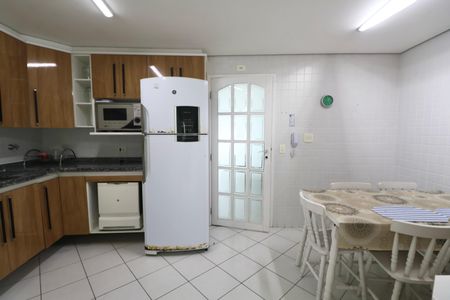 Apartamento para alugar com 180m², 4 quartos e 2 vagasCozinha