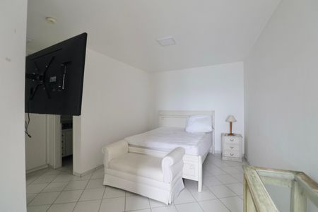 Apartamento para alugar com 180m², 4 quartos e 2 vagasQuarto Suíte 2