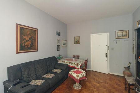 Apartamento à venda com 100m², 2 quartos e sem vagaSala