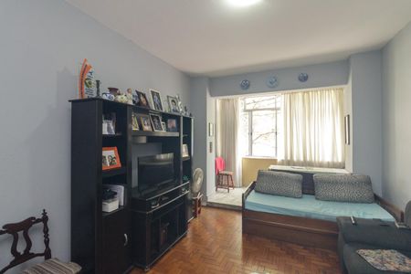 Apartamento à venda com 100m², 2 quartos e sem vagaSala