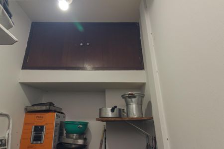 Apartamento à venda com 100m², 2 quartos e sem vagaQuarto de Serviço