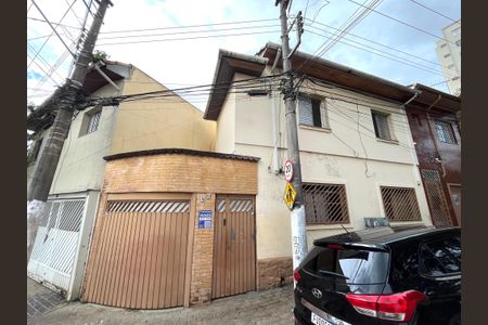 Casa à venda com 143m², 2 quartos e 1 vagaFachada