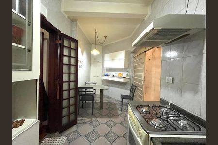 Casa à venda com 143m², 2 quartos e 1 vagaCozinha