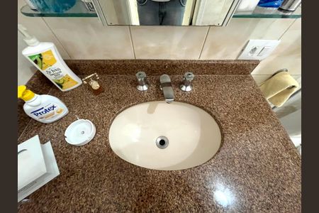 Casa à venda com 143m², 2 quartos e 1 vagaBanheiro da Suíte