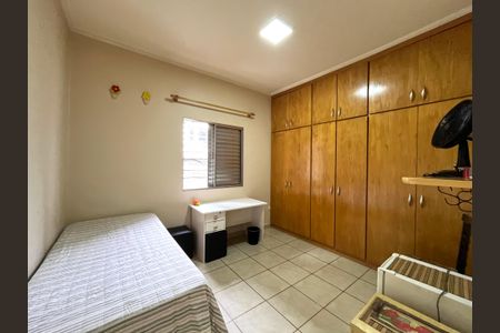 Casa à venda com 143m², 2 quartos e 1 vagaQuarto 2