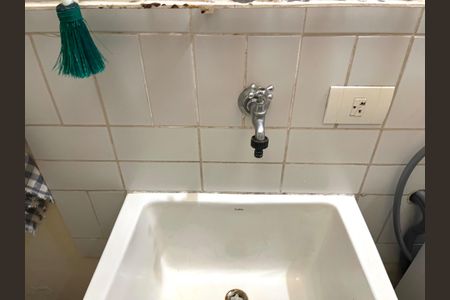 Casa à venda com 143m², 2 quartos e 1 vagaÁrea de Serviço