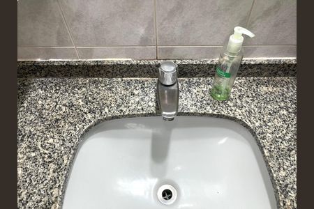 Casa à venda com 143m², 2 quartos e 1 vagaBanheiro Corredor