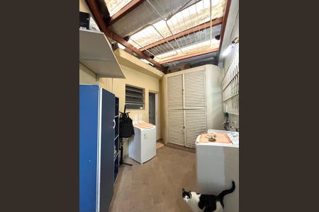 Casa à venda com 143m², 2 quartos e 1 vagaÁrea de Serviço