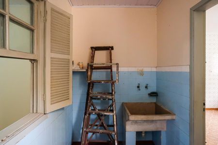 Casa à venda com 128m², 3 quartos e 2 vagasÁrea de serviço