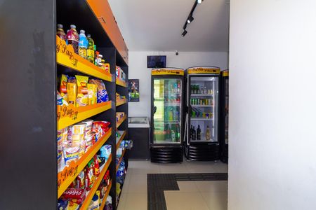 Apartamento à venda com 35m², 1 quarto e 1 vaga Apartamento à venda com 35m², 1 quarto e 1 vagaMini mercado