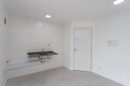 Apartamento para alugar com 42m², 2 quartos e 1 vagaSala / cozinha 