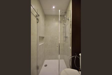 Apartamento à venda com 57m², 1 quarto e 1 vaga Apartamento à venda com 57m², 1 quarto e 1 vagaBanheiro