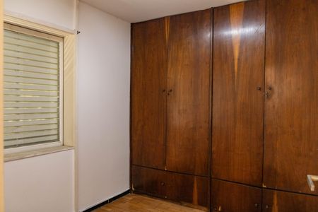 Casa à venda com 305m², 3 quartos e 3 vagas Casa à venda com 305m², 3 quartos e 3 vagasQuarto de Serviço